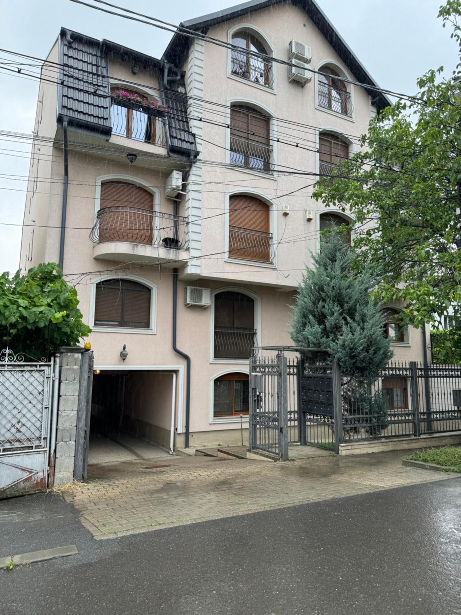 טימישוארה Apartment In The Villa Northern Dreams #3 Parking Included In Price מראה חיצוני תמונה